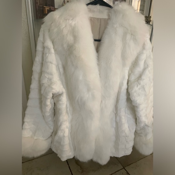Authentic white mink and fox fur jacket - Picture 1 of 12